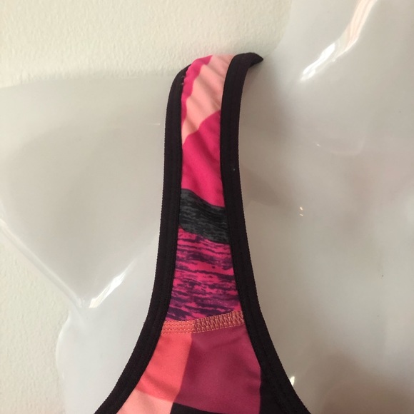 Champion Racer Geometric Sports Bra - Picture 3 of 6
